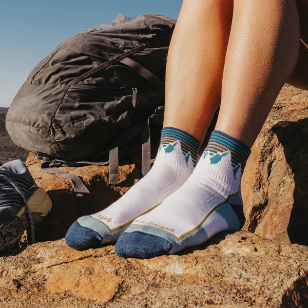 Women's Hiking Socks - Mountain White