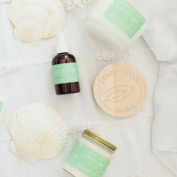 Wood Wick Jar Candle 8 oz - Good Vibes + Tan Lines