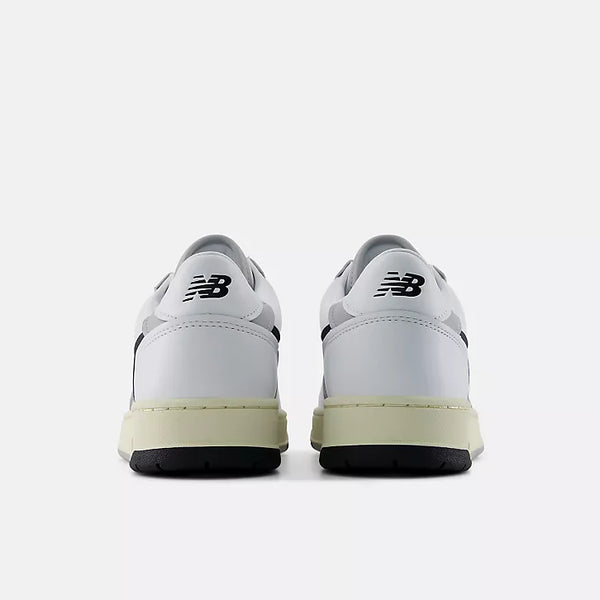 950 - White