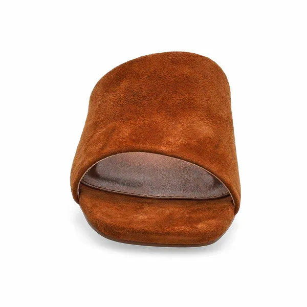 Deserve - Chestnut Suede