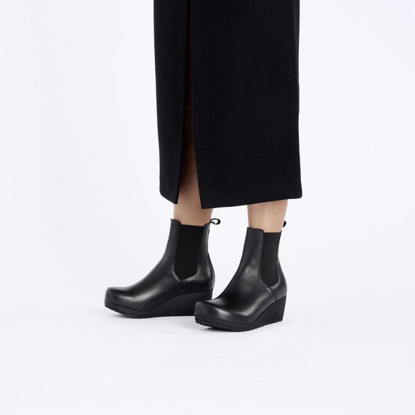 Ebba Slip On - Black