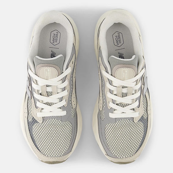 Fresh Foam Arishi v4 Tiralux - Angora with Slate Grey