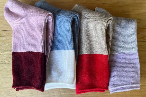 Chalet Sock - Oat/Apple Colorblock