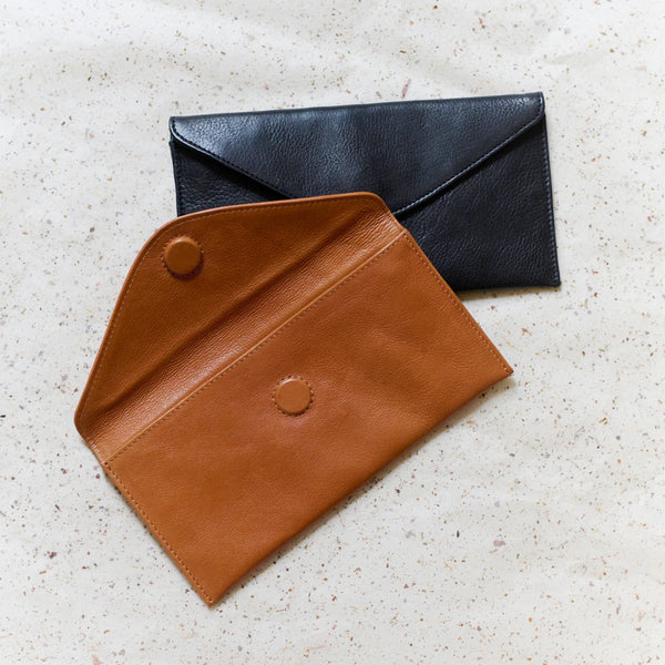 Uno - Brown
