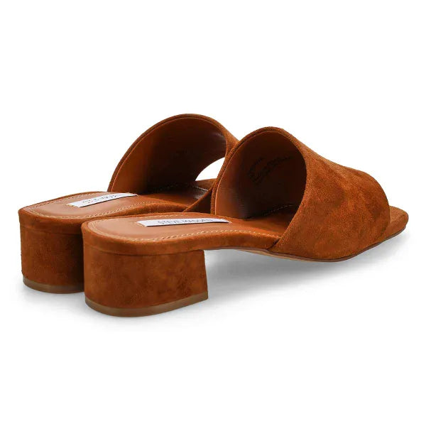 Deserve - Chestnut Suede