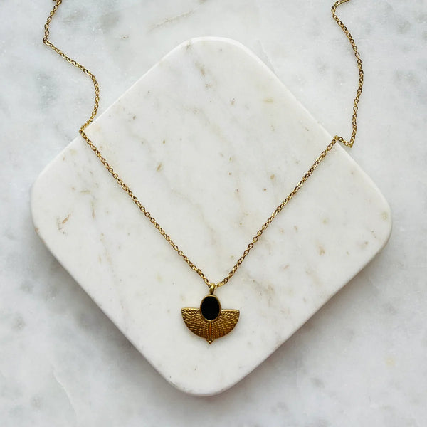 ROWAN Black Shell Gold Pendant Necklace