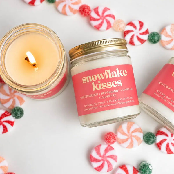 Wood Wick Jar Candle 8 oz - Snowflake Kisses